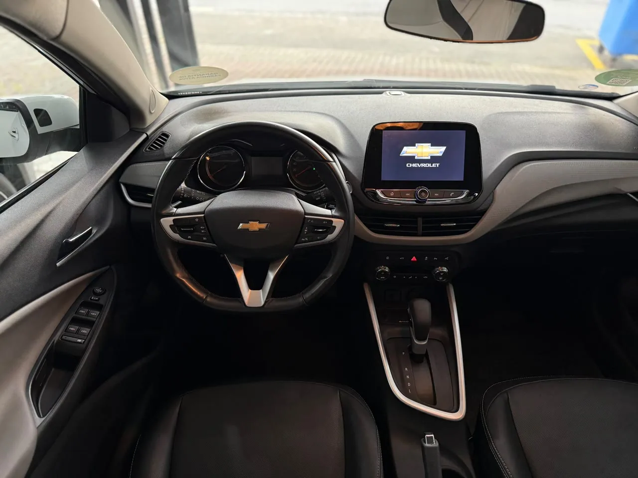 Chevrolet Onix — foto 5