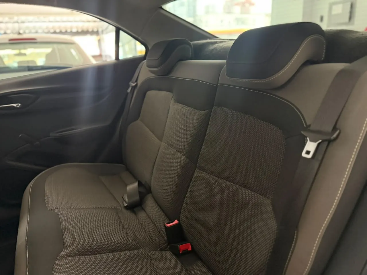 Chevrolet Prisma — foto 11