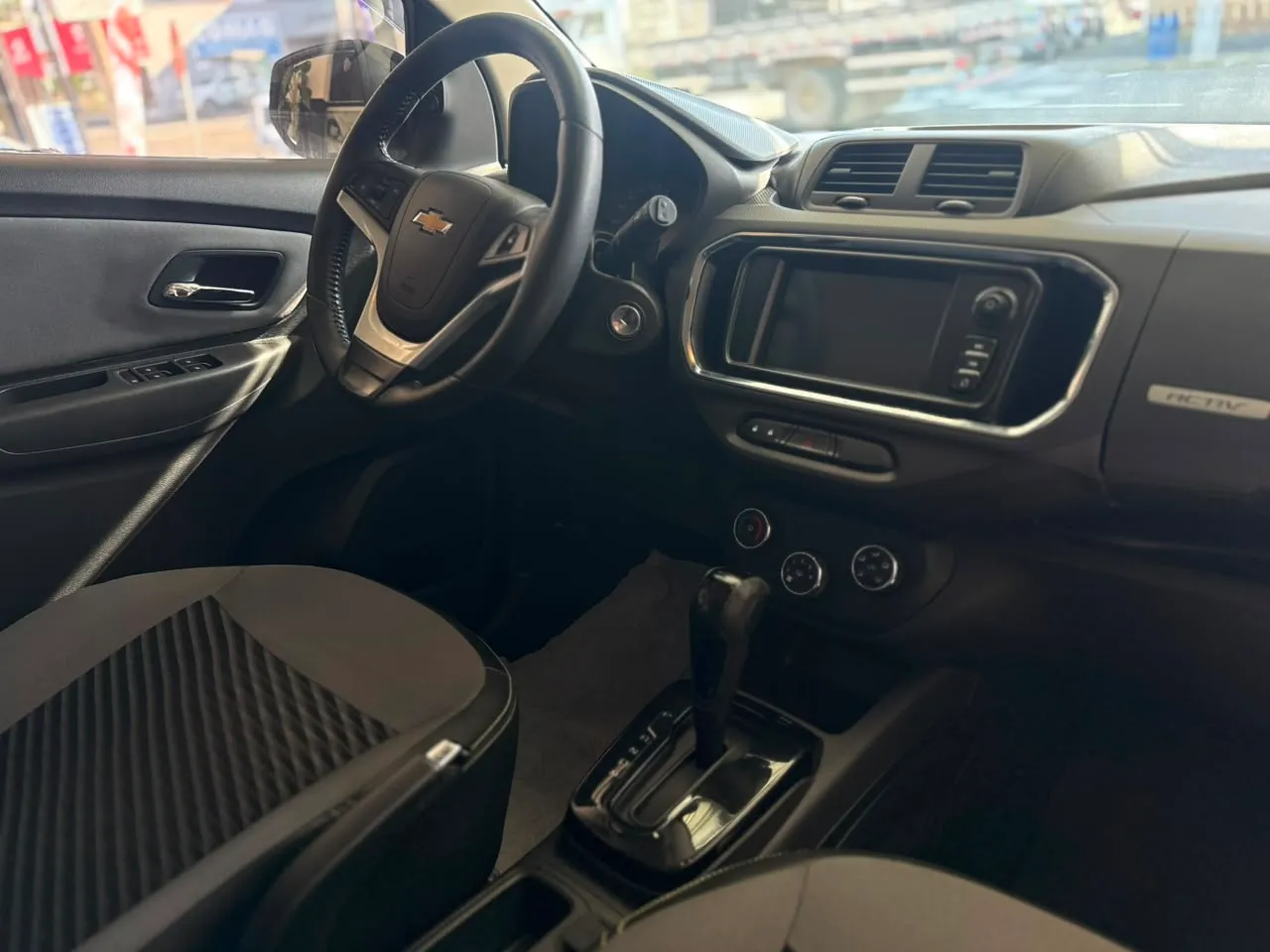 Chevrolet Spin — foto 8