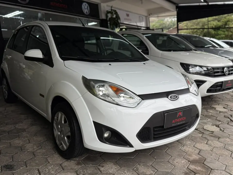 Ford Fiesta à venda na Authentica Multimarcas