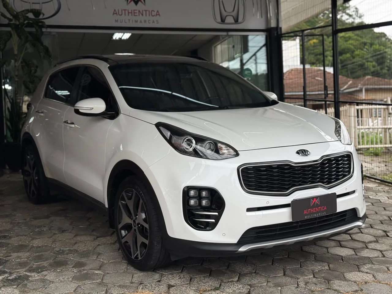 Kia Sportage à venda na Authentica Multimarcas