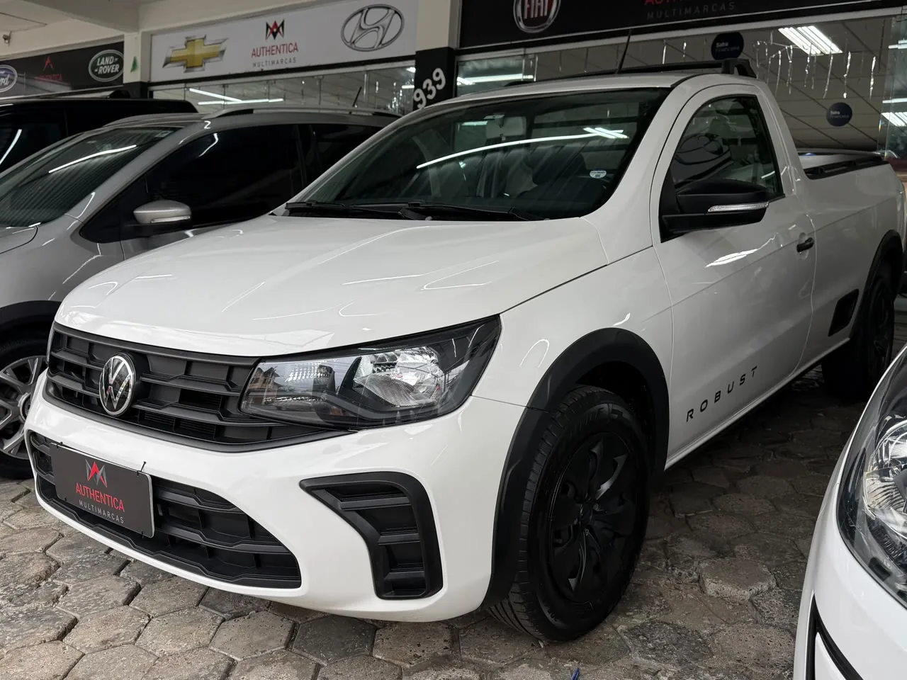 Volkswagen Saveiro à venda na Authentica Multimarcas