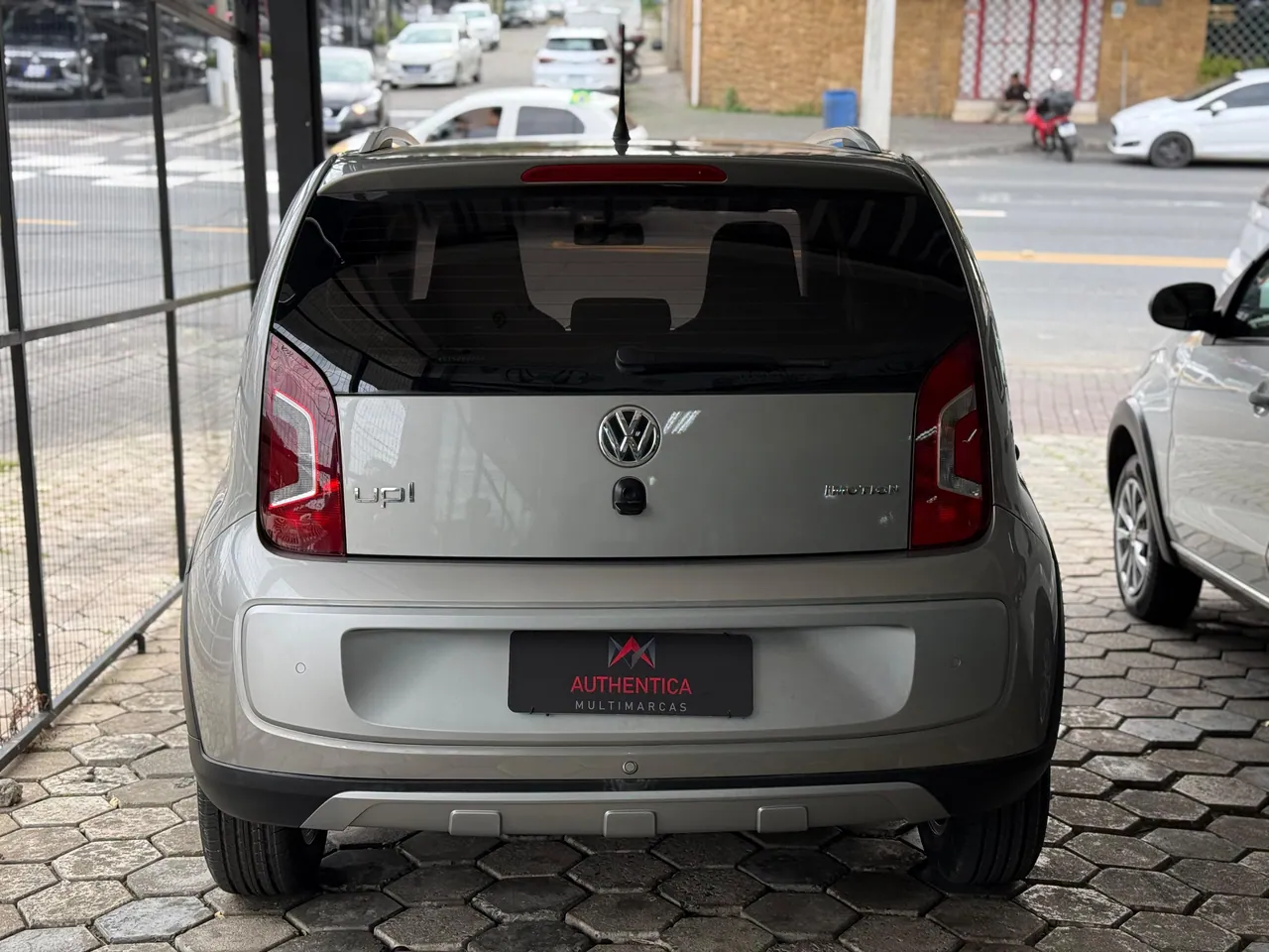 Volkswagen cross up! — foto 6