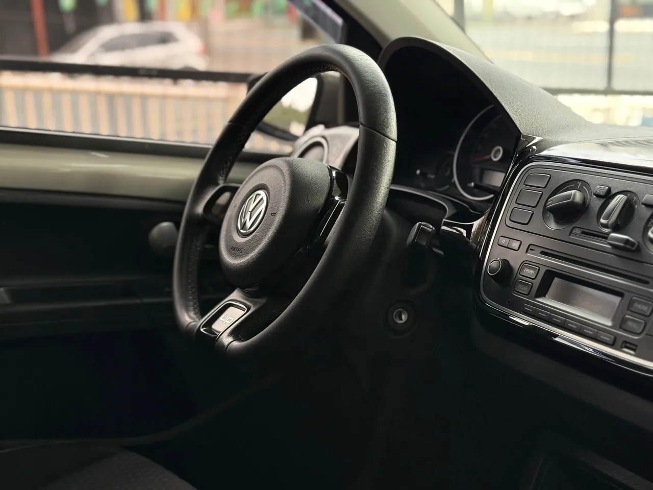 Volkswagen cross up! — foto 9